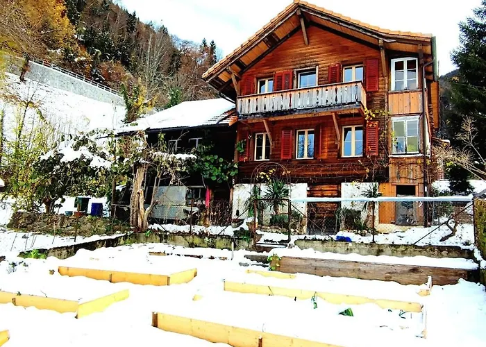 Romantic Alpine With Superview Of Near Interlaken Sundlauenen